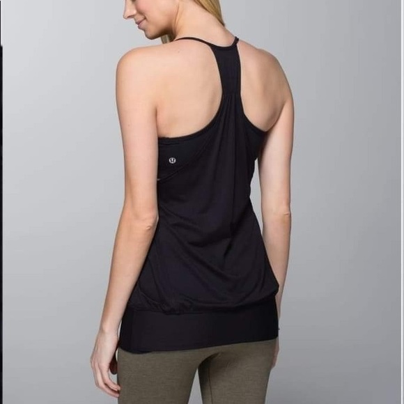 Lululemon no limits tank in black size 6